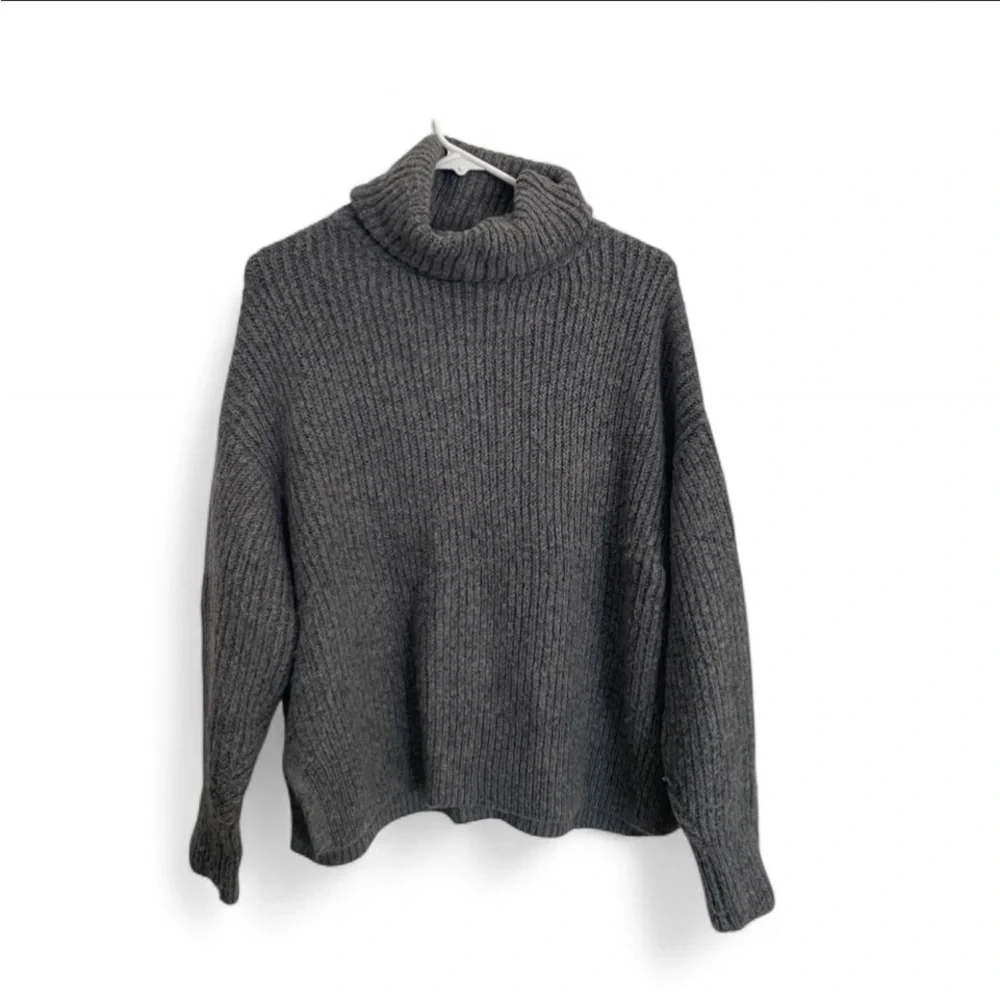 Zara I M